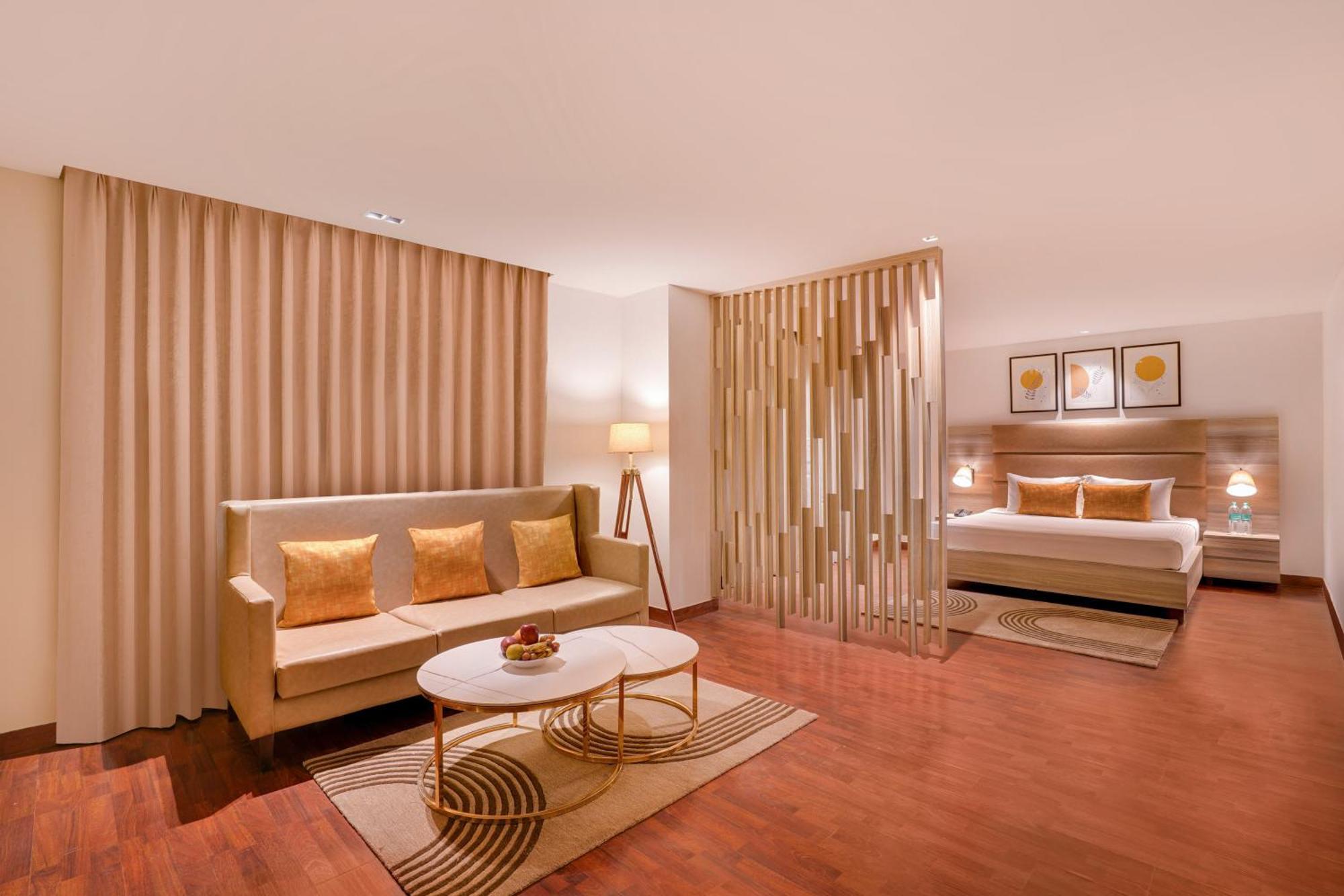 Lemon Tree Hotel, Noida Extérieur photo
