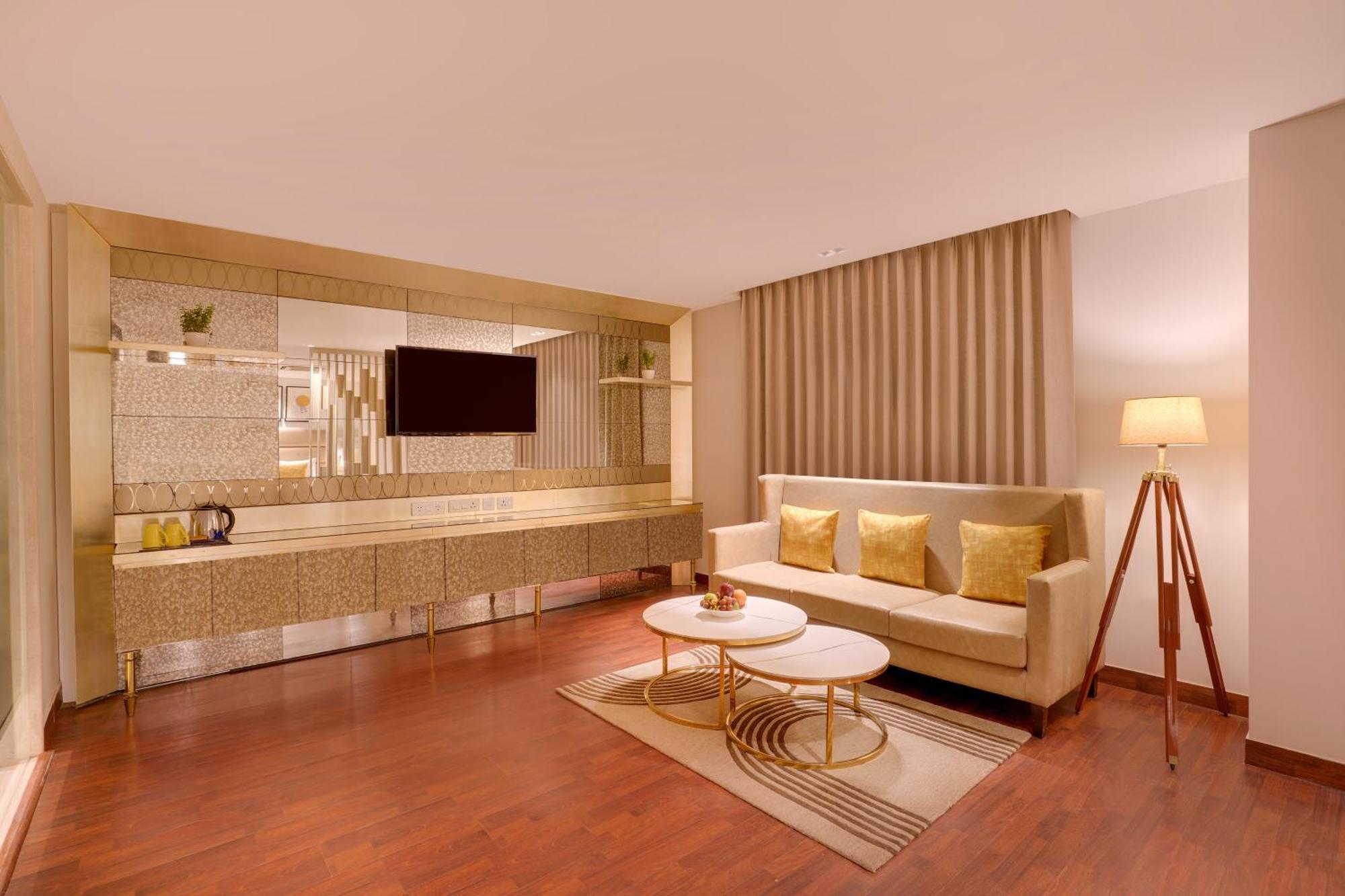 Lemon Tree Hotel, Noida Extérieur photo