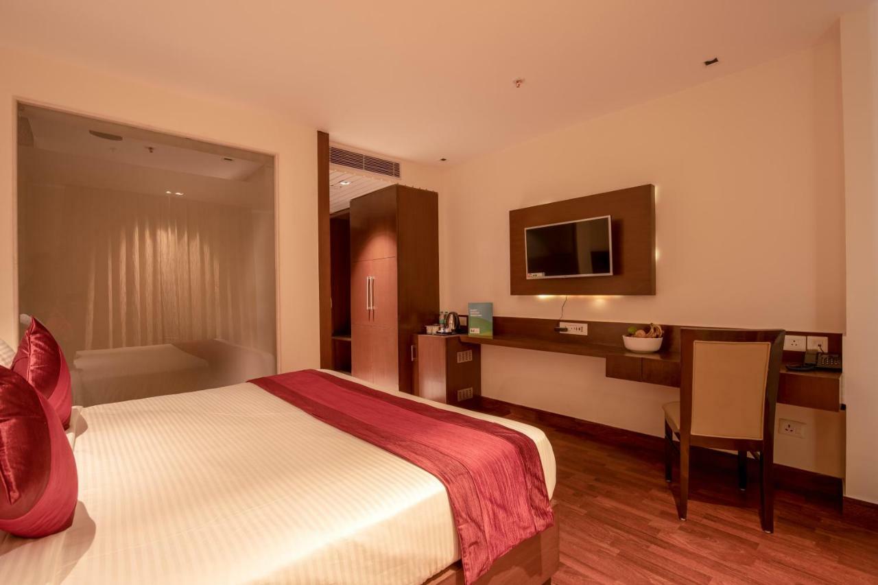 Lemon Tree Hotel, Noida Extérieur photo