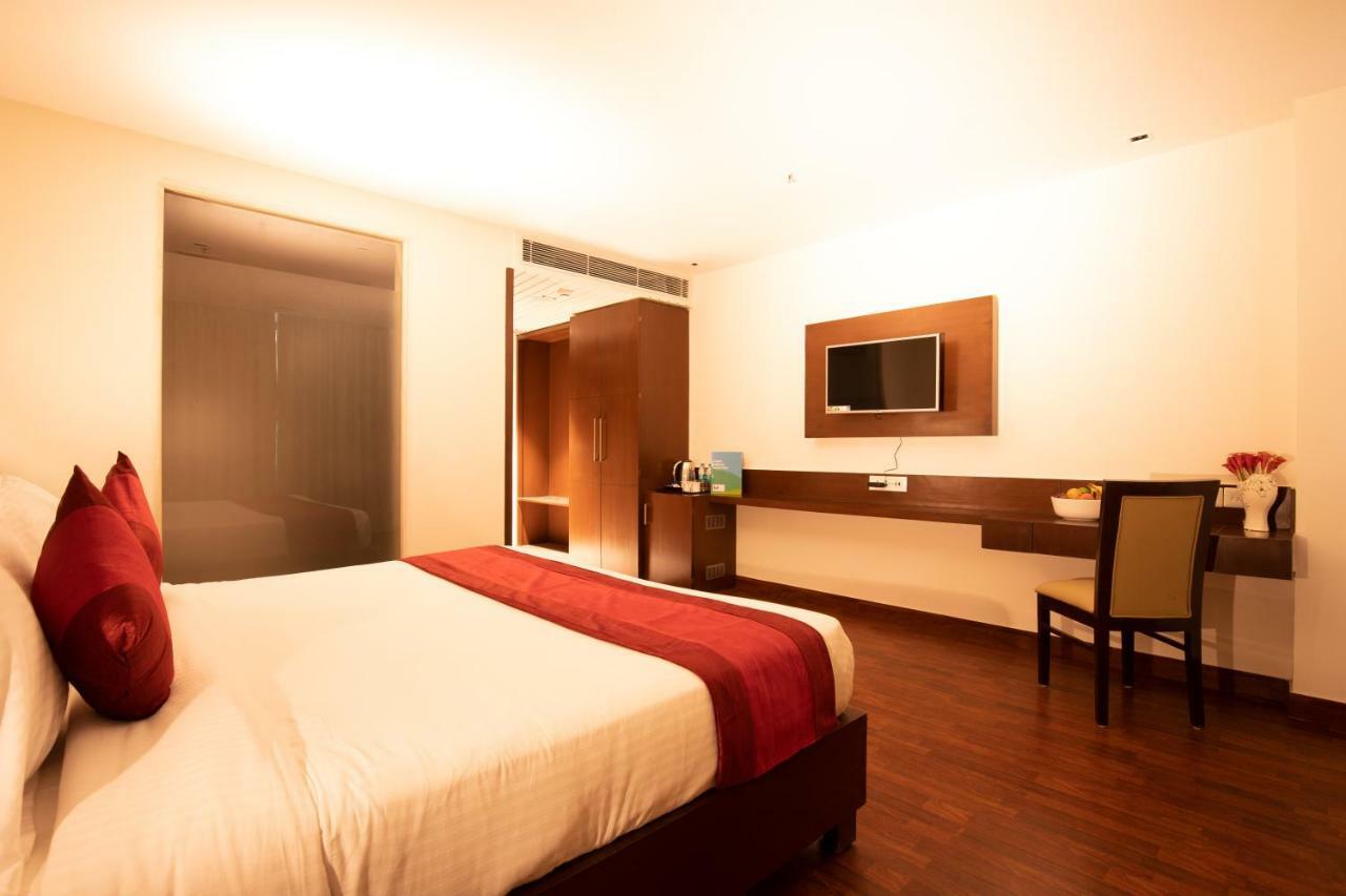 Lemon Tree Hotel, Noida Extérieur photo
